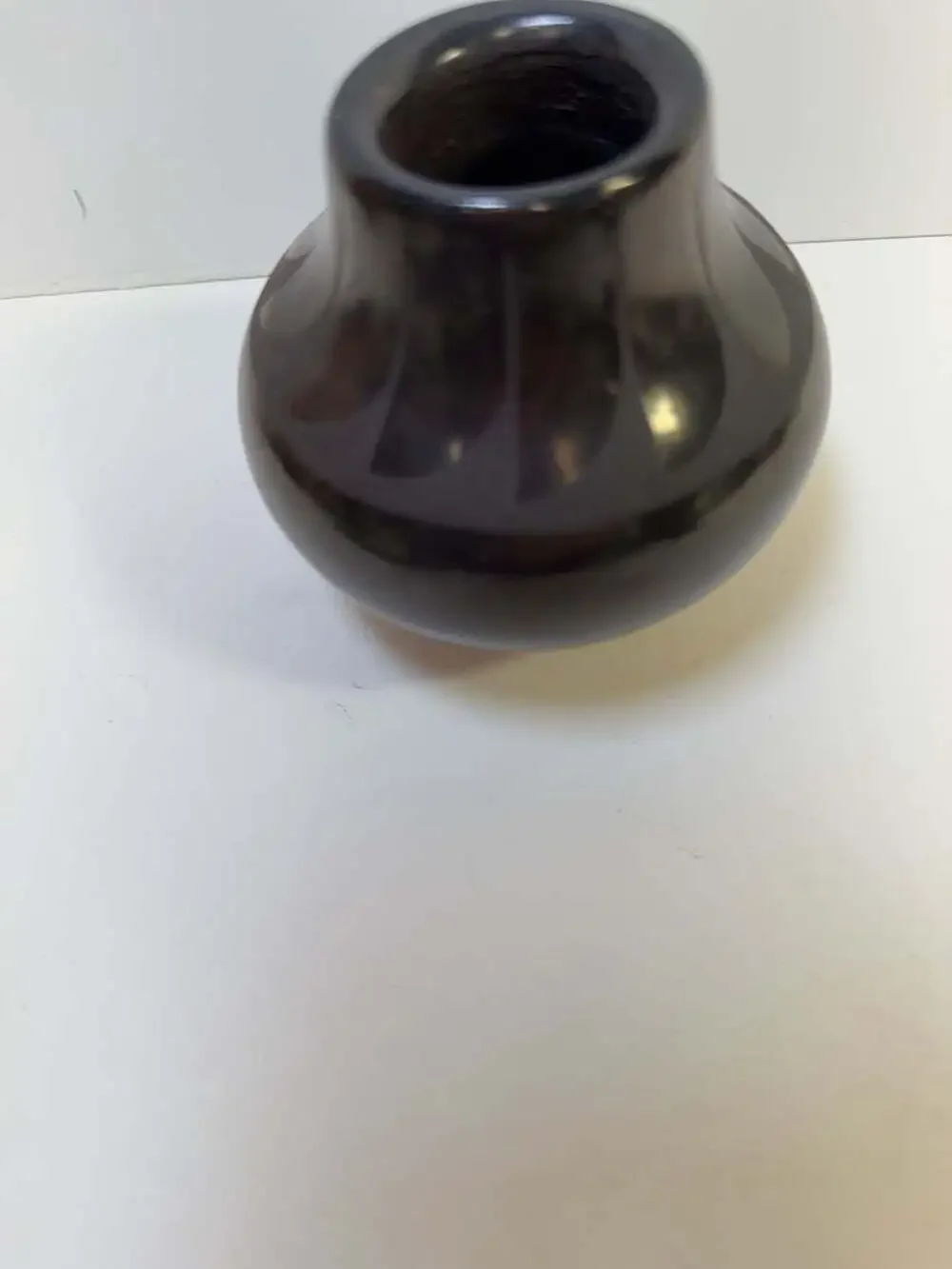 Elaine Salazar Santa Clara Pueblo‎ Blackware Pottery Vase